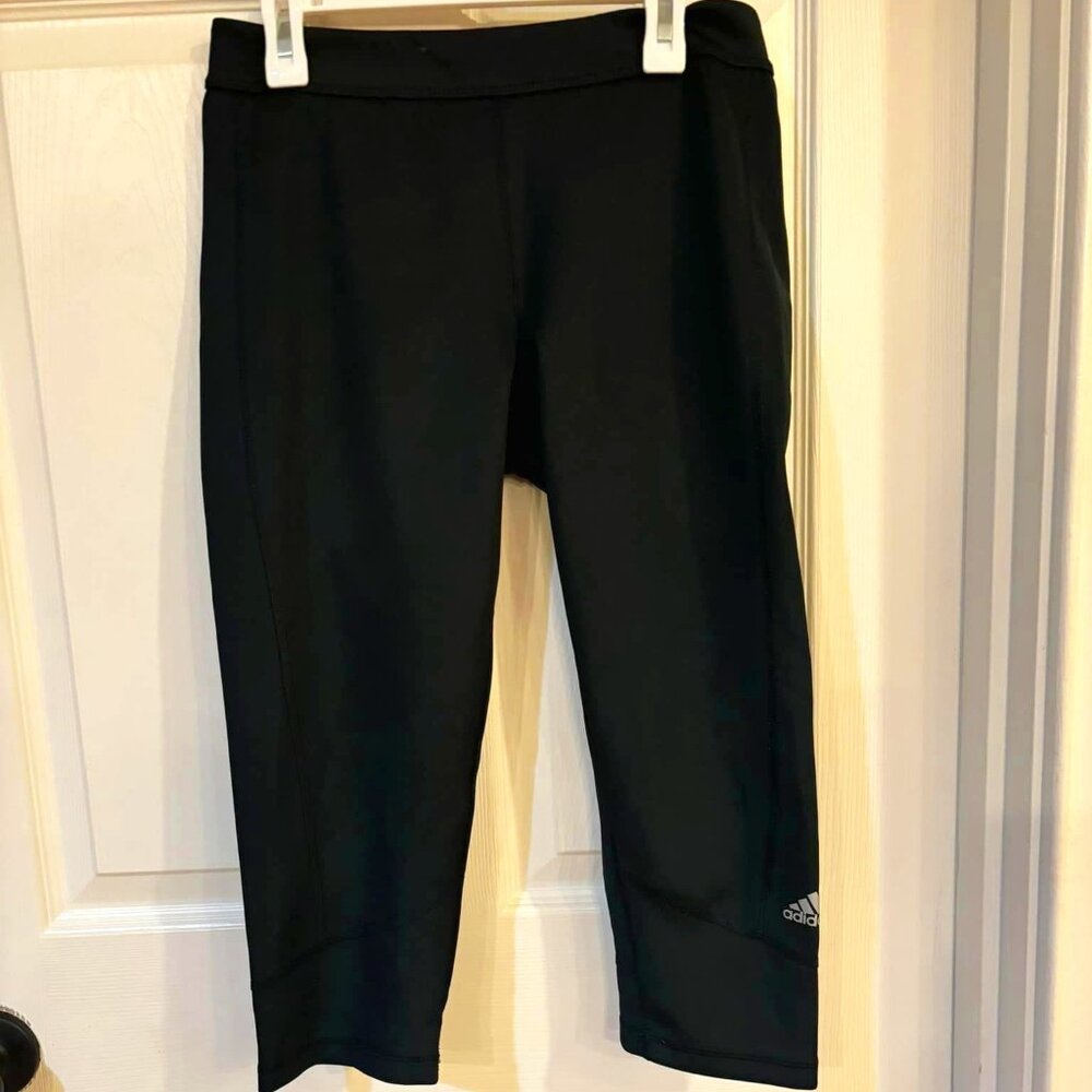 Adidas Leggings (Medium)